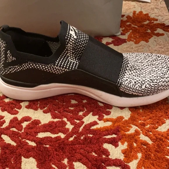 Athletic Propulsion Lab Men’s techloom bliss size 9 Like New - Picture 5 of 8